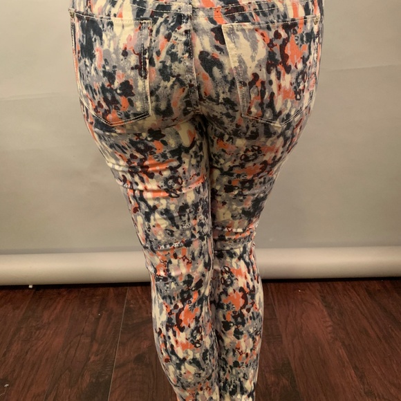 Else Multi-Color Print Low Rise Skinny Jeans - Picture 3 of 3